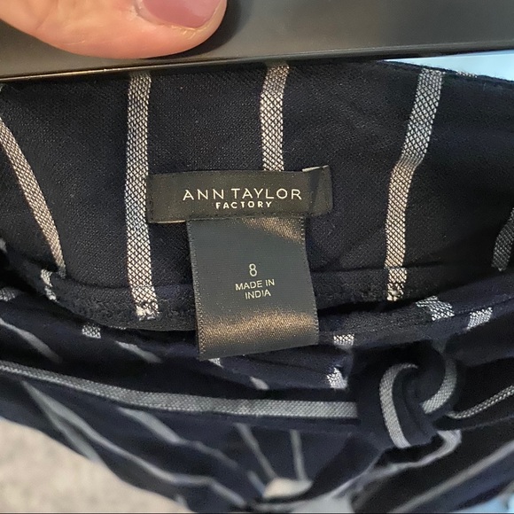 Ann Taylor midi skirt - Picture 3 of 6